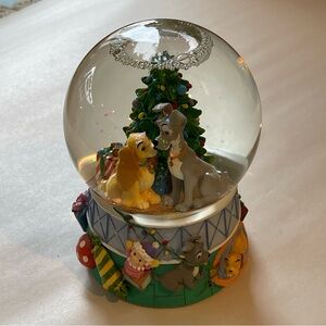 VTG Disney Lady & The Tramp Dog Christmas Tree Deck Halls Musical Snow Globe